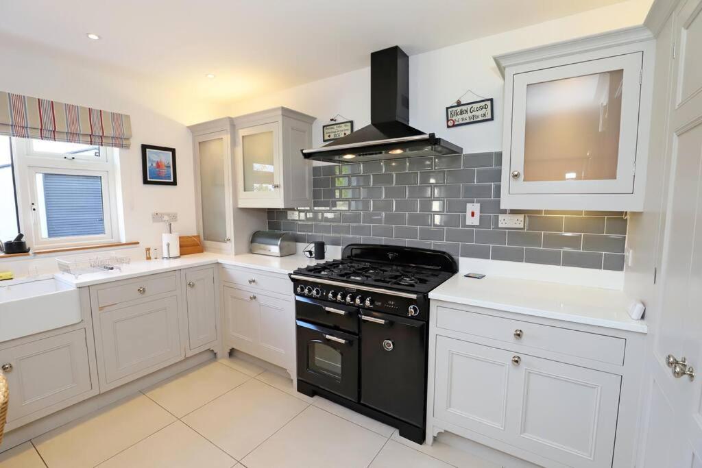 Luxury Detached Home Close To Strangford Lough Killinchy Dış mekan fotoğraf